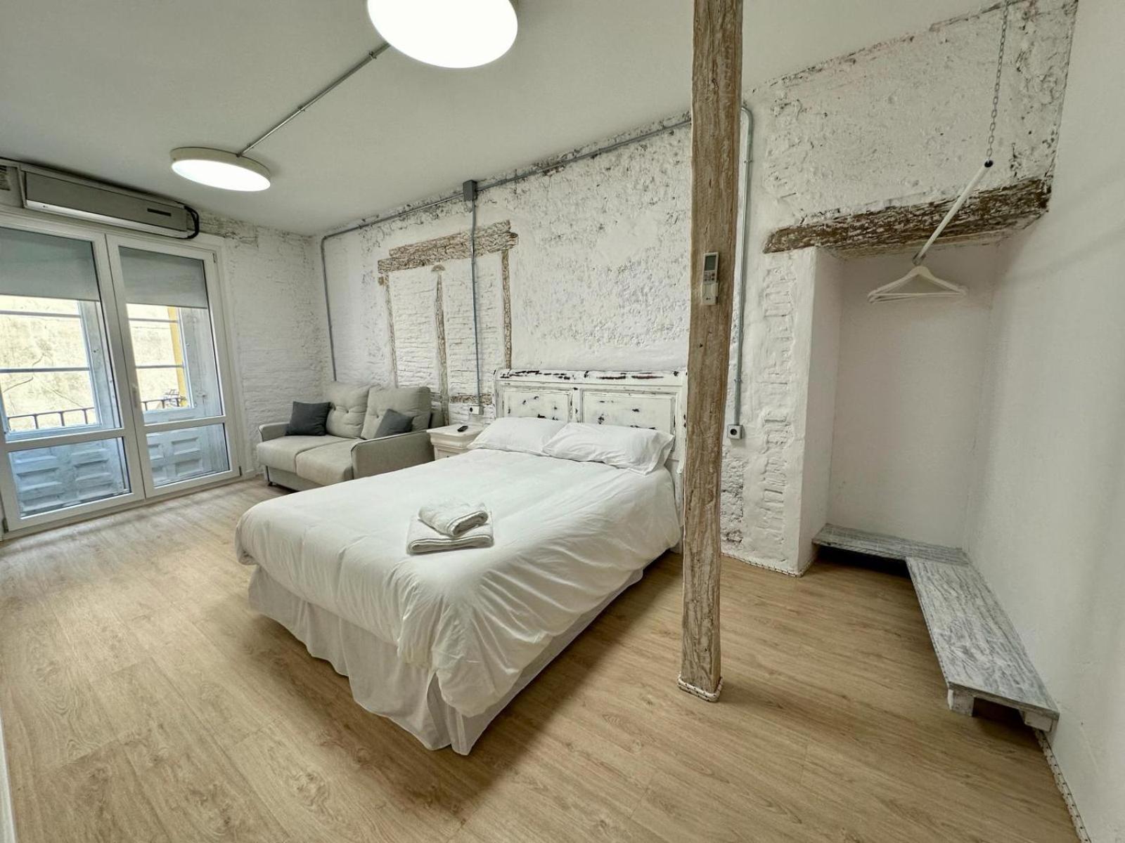 Apartamentos Carolina By Gaiarooms León Eksteriør billede