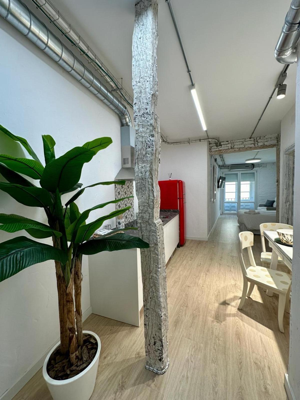 Apartamentos Carolina By Gaiarooms León Eksteriør billede
