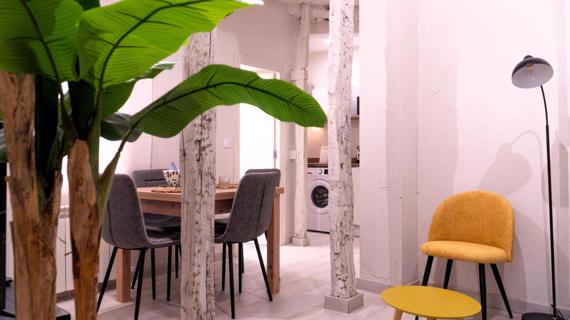 Apartamentos Carolina By Gaiarooms León Eksteriør billede